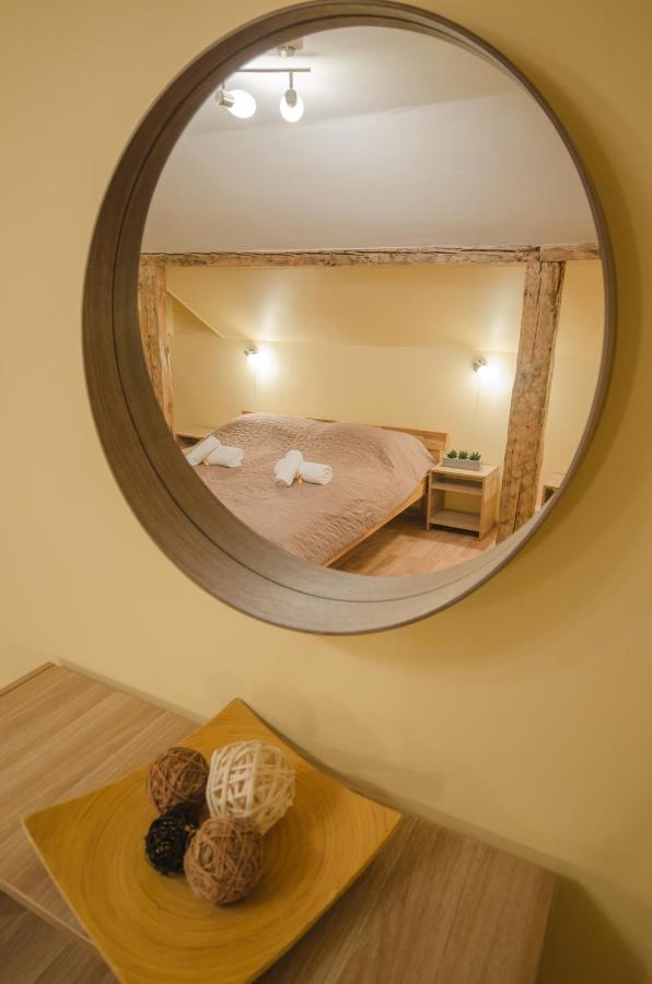 Hotel Veldzes Nams Ventspils Exterior foto