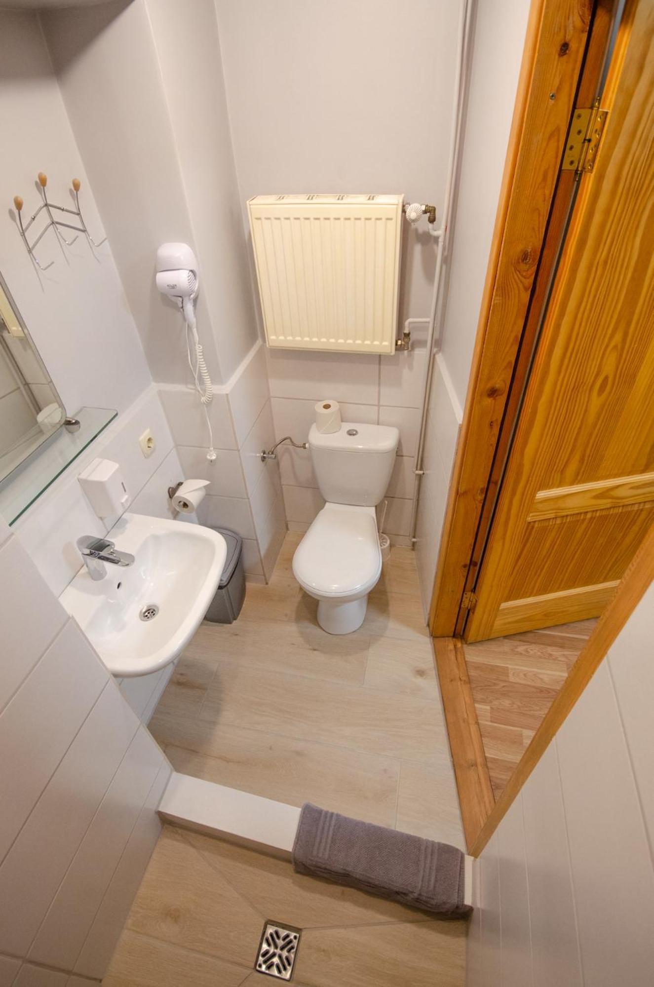 Hotel Veldzes Nams Ventspils Zimmer foto