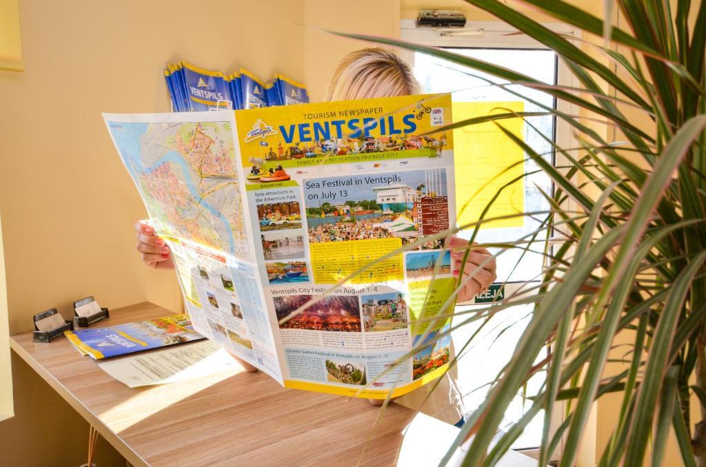 Hotel Veldzes Nams Ventspils Exterior foto
